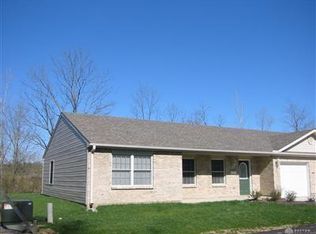 82 Locust Dr, Springboro, OH 45066