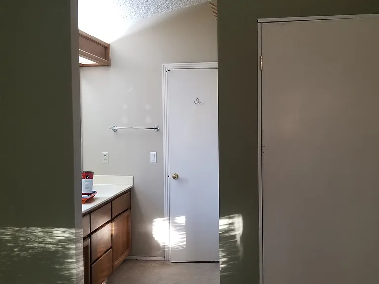 7584 Deltawind Dr — Photo 11