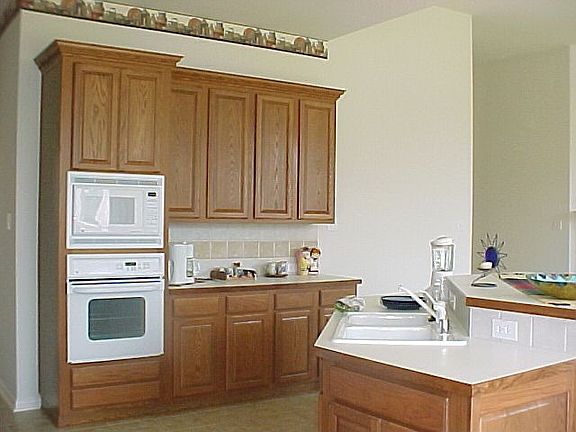 3rd image of 8609 Brook Hollow Dr