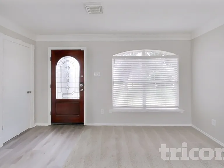 12607 Rio Grande Ln — Photo 3