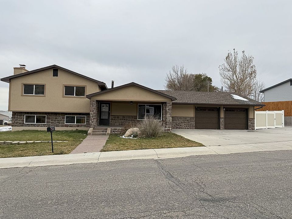 1st image of 190 Keith Dr