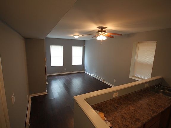 3rd image of 3306-3308 California Ave #A