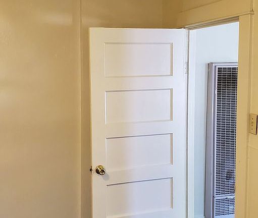 5th image of 1224 I St APT A