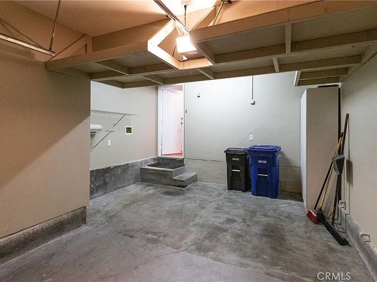 28456 Klondike Dr — Photo 32
