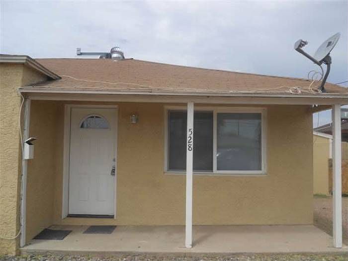 1st image of 528 S Stapley Dr