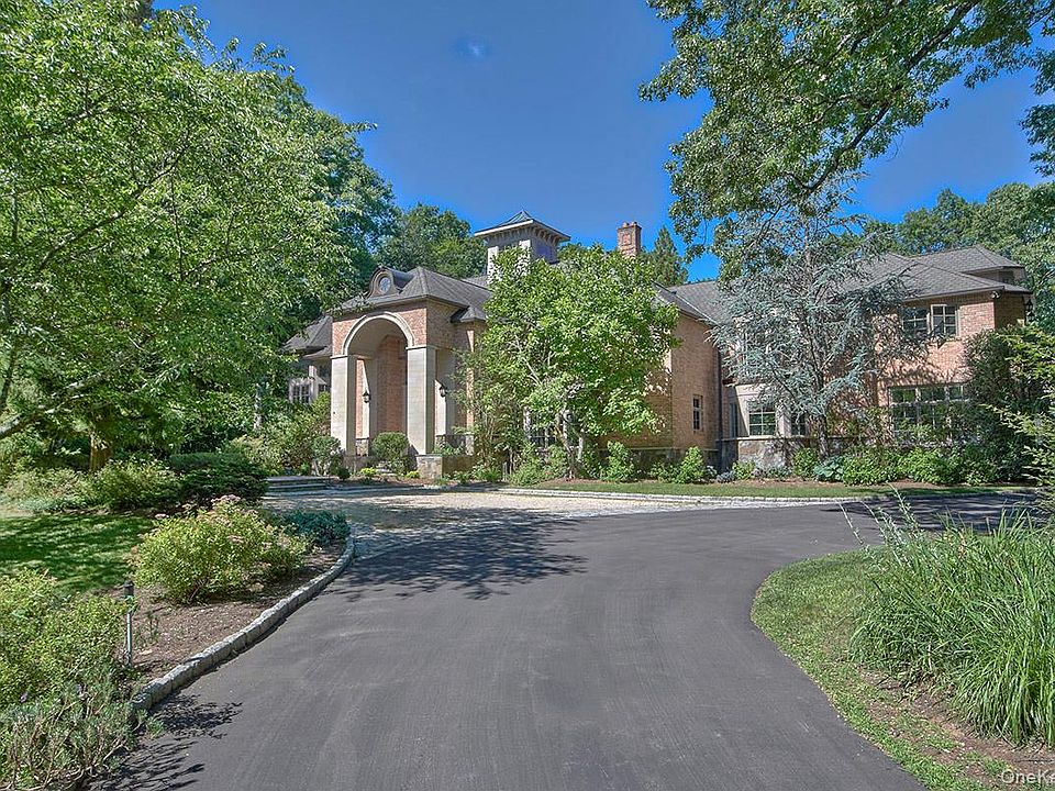1st image of 301 Whippoorwill Road