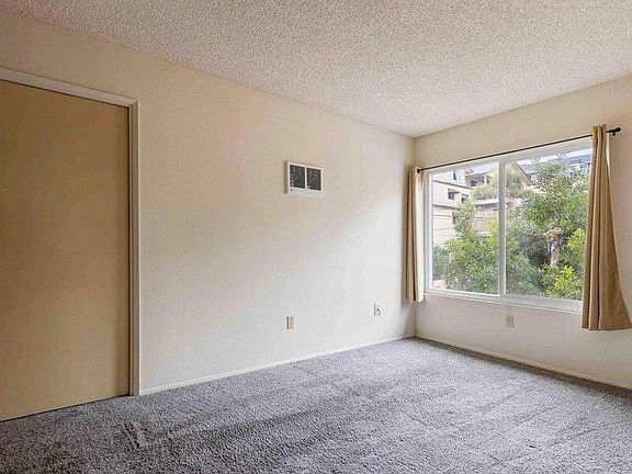 4th image of 3629-31 Alabama St #307