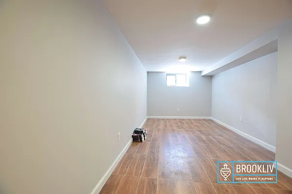 Rented by null | media 6