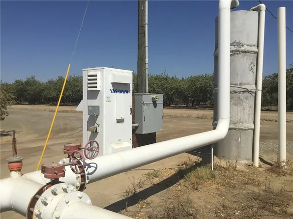 1 Avenue 352, Traver, CA 93673