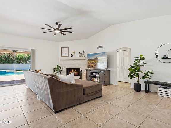 5th image of 5415 E JUNIPER Avenue