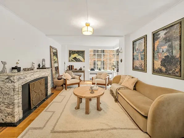 110 E 87th St APT 9D, New York, NY 10128