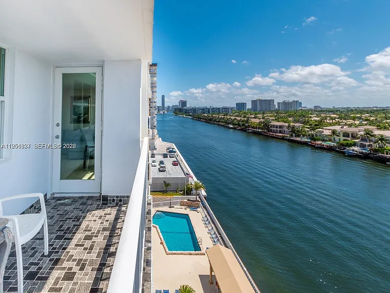 1410 S Ocean Dr #905 — Photo 9