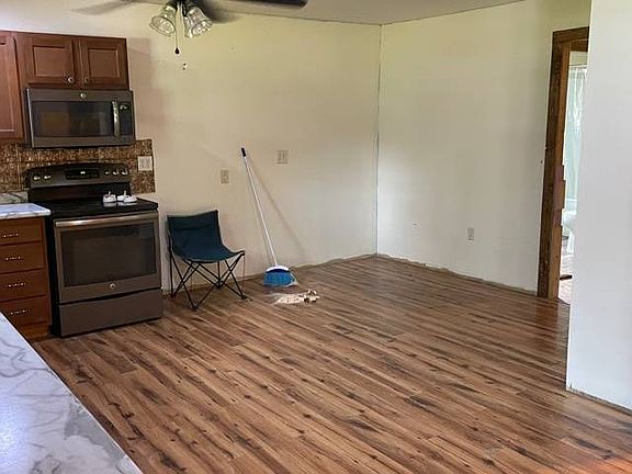 5th image of 511 N Stanford St