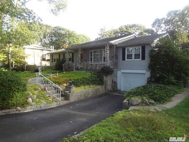 1st image of 16 Brookvale Ln