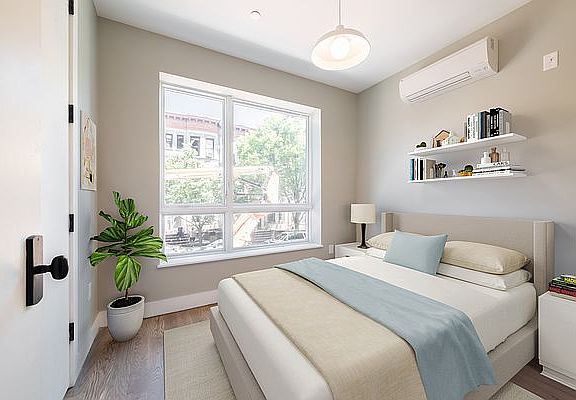 3rd image of 806 Saint Johns Pl #2R