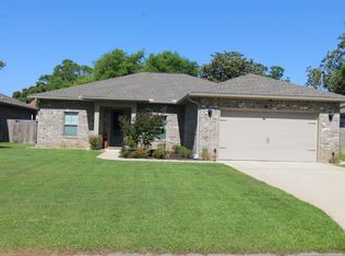 19 9th Ave, Shalimar, FL 32579