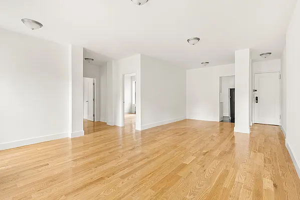 Rented by Corcoran | media 17