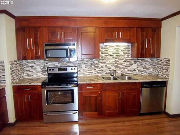 4th image of 12914 NE 42nd St
