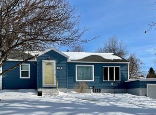 104 Maple St, Jackson, MN 56143