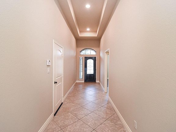 3rd image of 17514 Woodfalls Ln