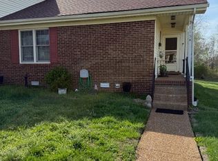 2115 Mockingbird Ln APT A, Springfield, TN 37172