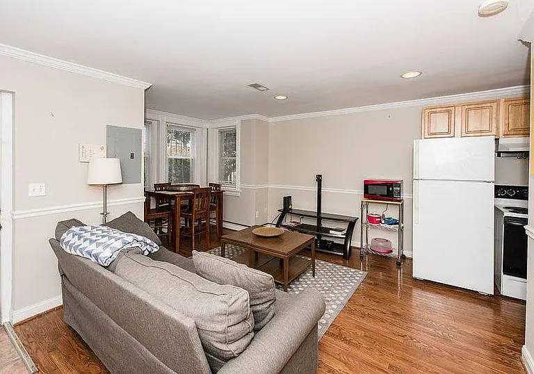 1631 4th St NW #B — Photo 7