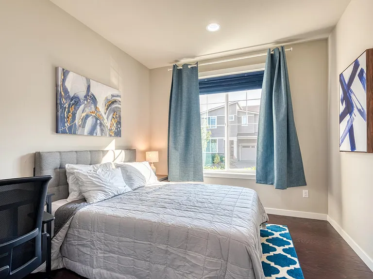 5th Bedroom with Queen Bed downstairs on main level with desk and office chair!