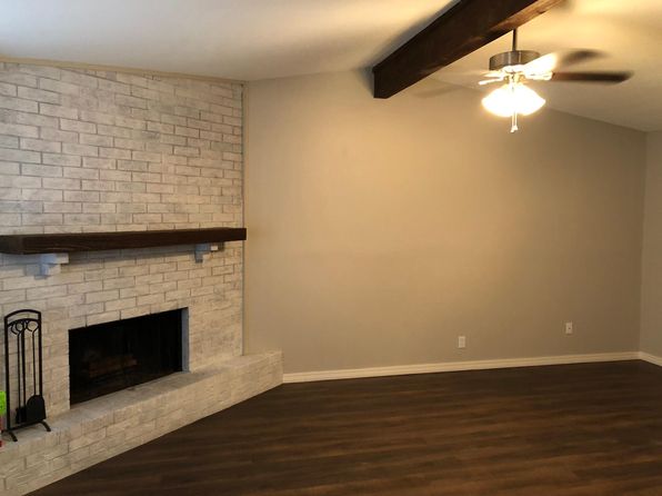 826 Hardy Springs Cir APT B