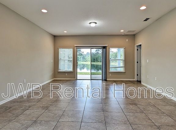 5th image of 3842 Hammock Bluff Dr
