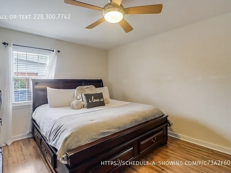 7201 Bienville Dr — Photo 13