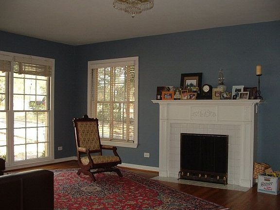 3rd image of 816 E Bluebonnet Dr