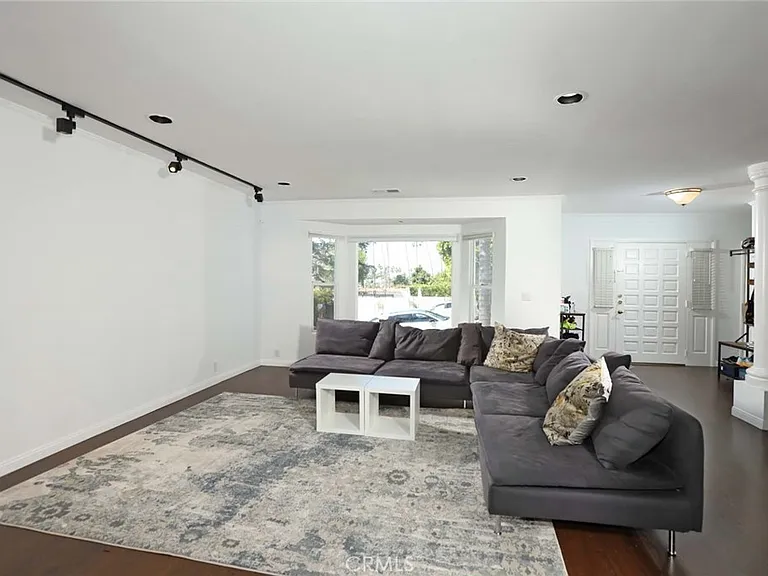 1412 N Louise St — Photo 9