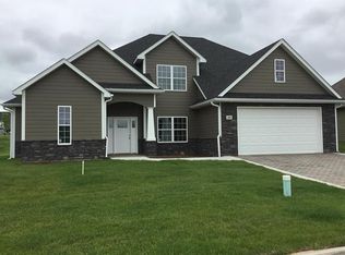 203 Hellwig Ln, Columbia, MO 65203