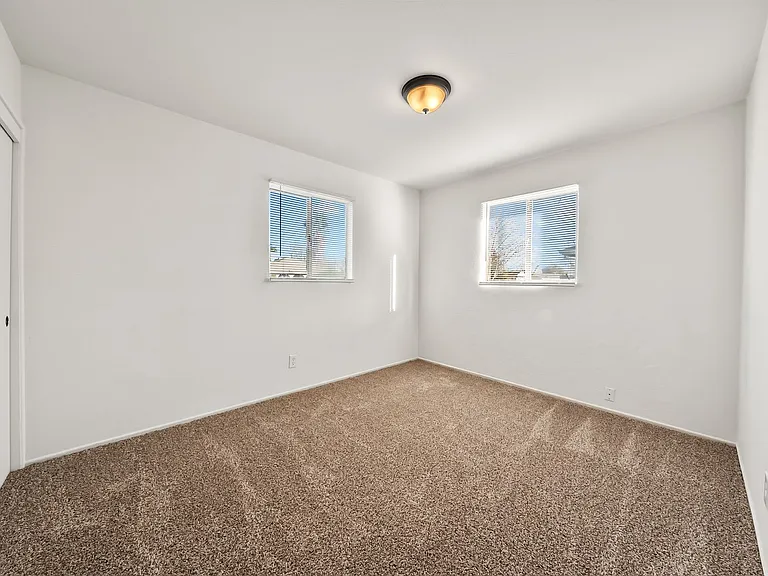 5733 San Vincente Way — Photo 10