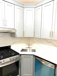 Rented by Apple Exclusive Realty Inc