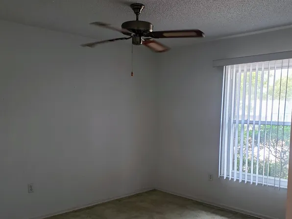 7418 Dundee Way, Weeki Wachee, FL 34613