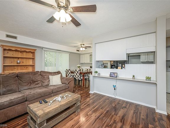 3rd image of 4901 Independence Cir Unit C