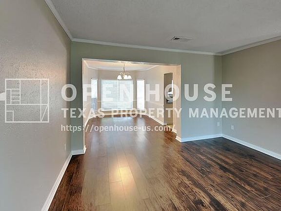 4th image of 604 Ashby Pl