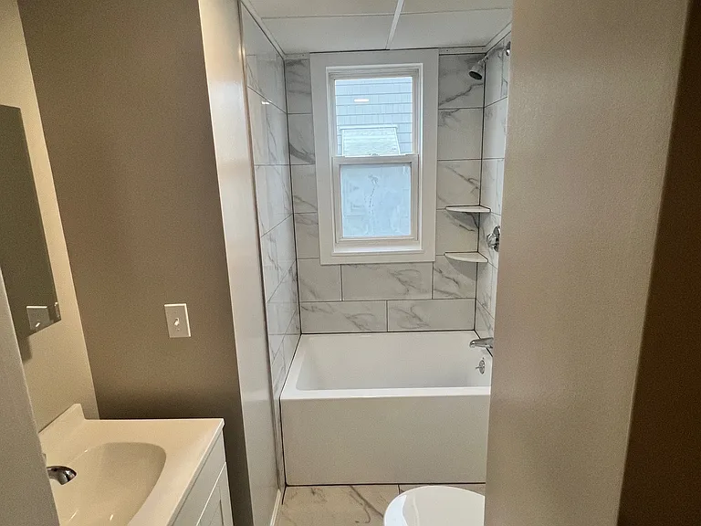 16 Morton Ct #1 — Photo 2