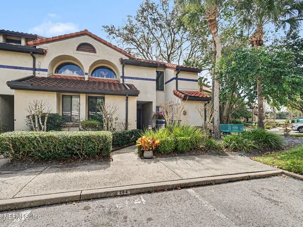 3809 LAVISTA Circle #204, Jacksonville, FL 32217