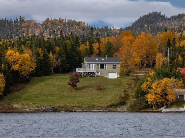 41 Lakeview Drive, Georges Lake, NL A2H0C9