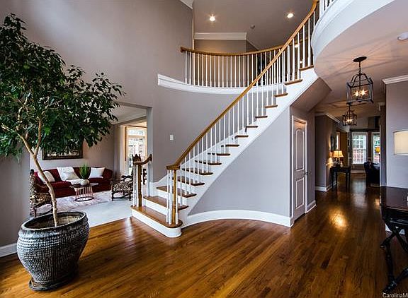 3rd image of 30216 Camden Ln