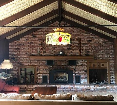 5th image of 15880 Highland Dr