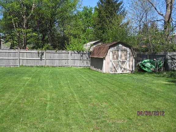 5th image of 727 Vanceburg Dr