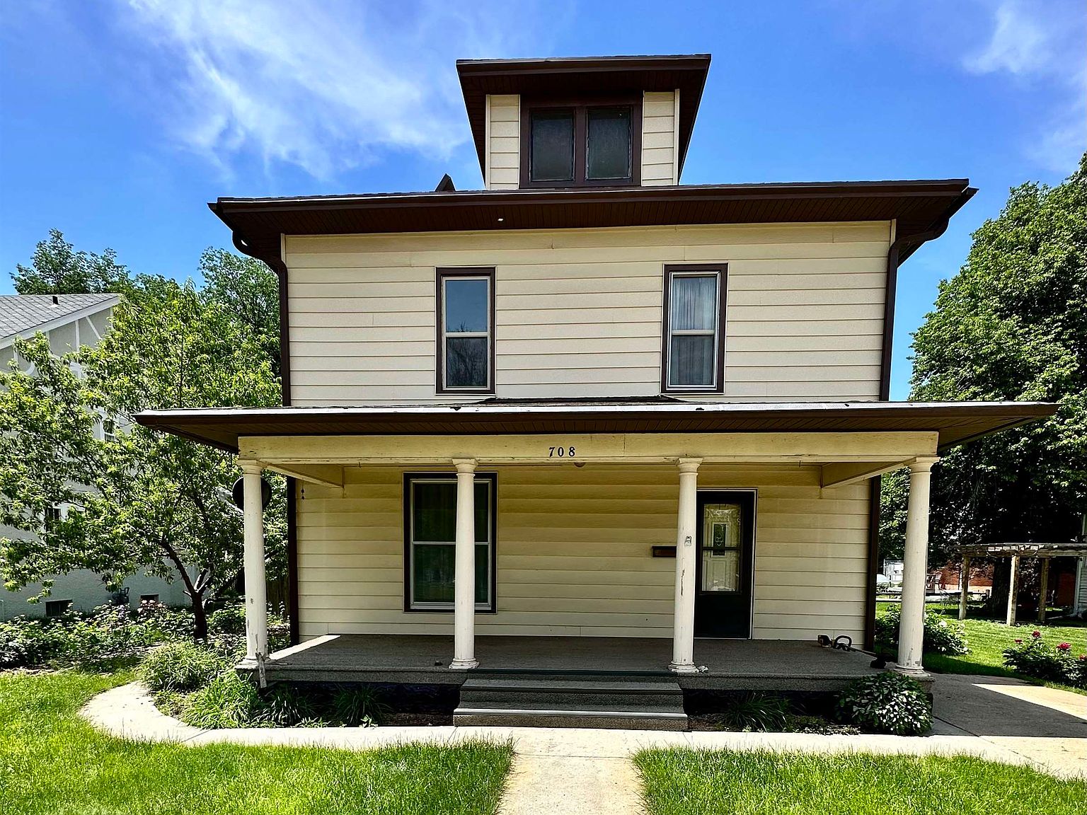 708 Norris Ave, Mccook, NE 69001 MLS 32606 Zillow