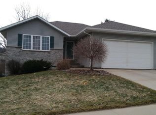 3984 Whiting Ln NE, Rochester, MN 55906