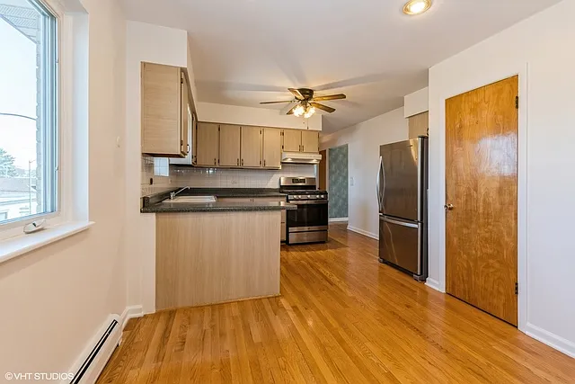 3552 N Oleander Ave #205 — Photo 10
