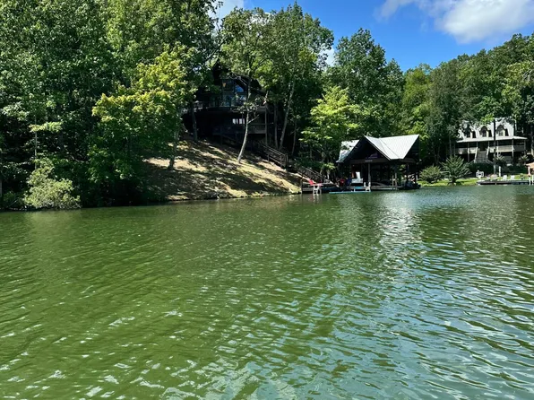 834 Sandy Ln, Dadeville, AL 36853