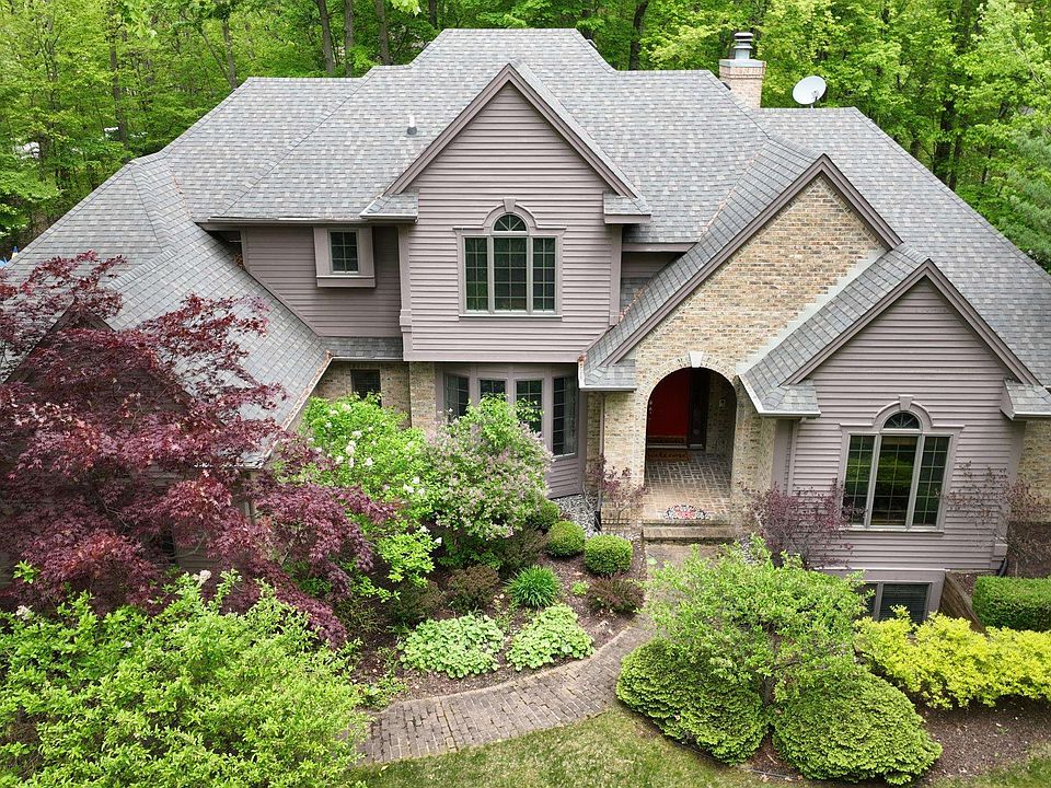 1st image of 2360 N Deer Valley Dr