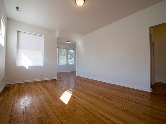 3rd image of 3010 S Drake Ave #1